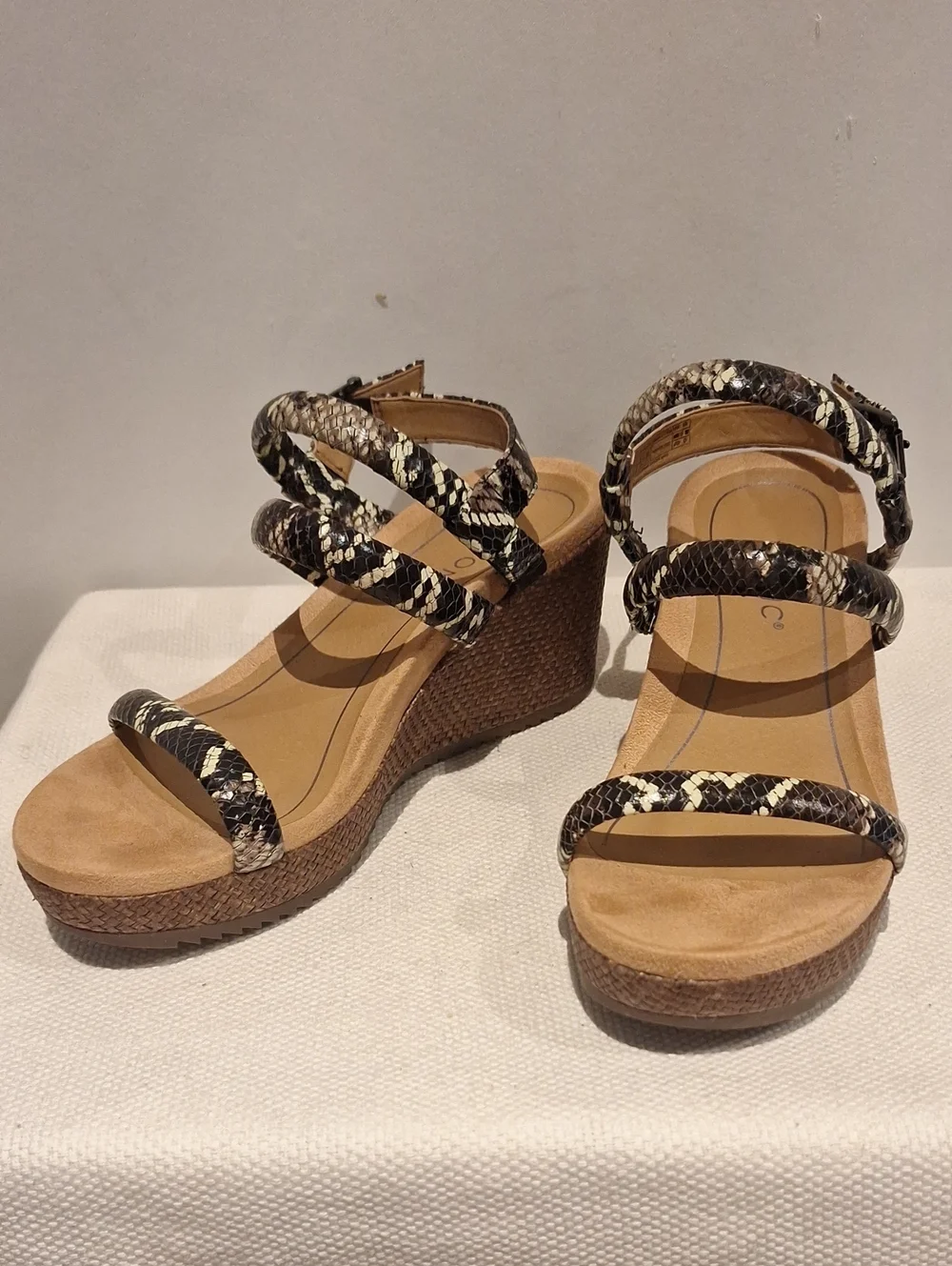 Vionic Kora Raf Boa Snake-Print Strappy Wedge Sandals in Black and Cream